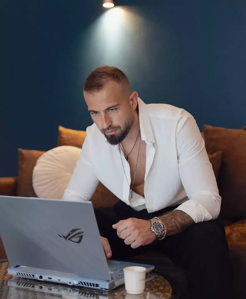 Cristi de la Insula iubirii3