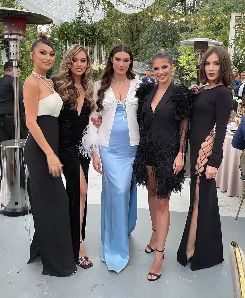 244389492_609056150467817_2904230846667654960_n