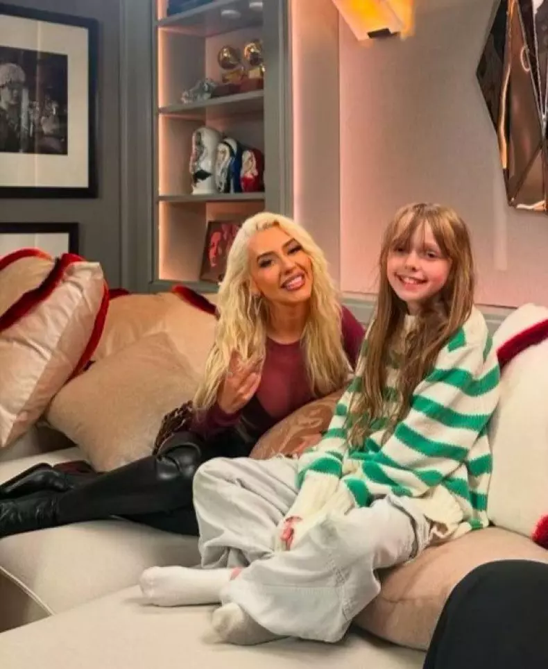 christina aguilera cu summer