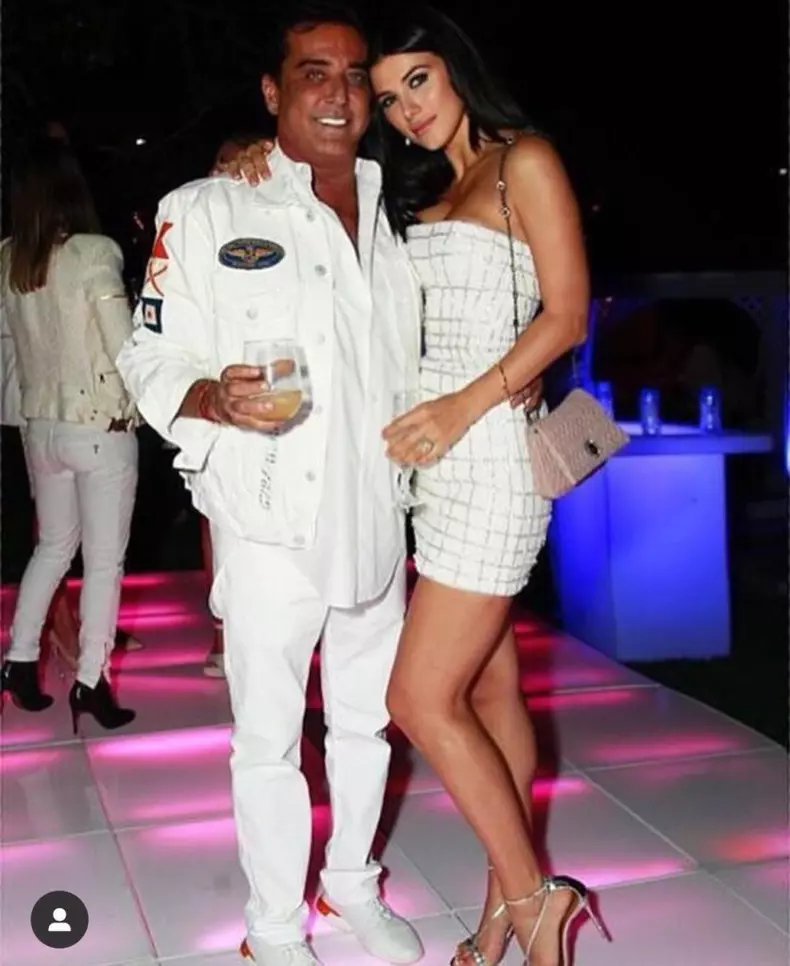 6E46E84A-9712-4F60-B6A8-190CD4DA3451-837x1024