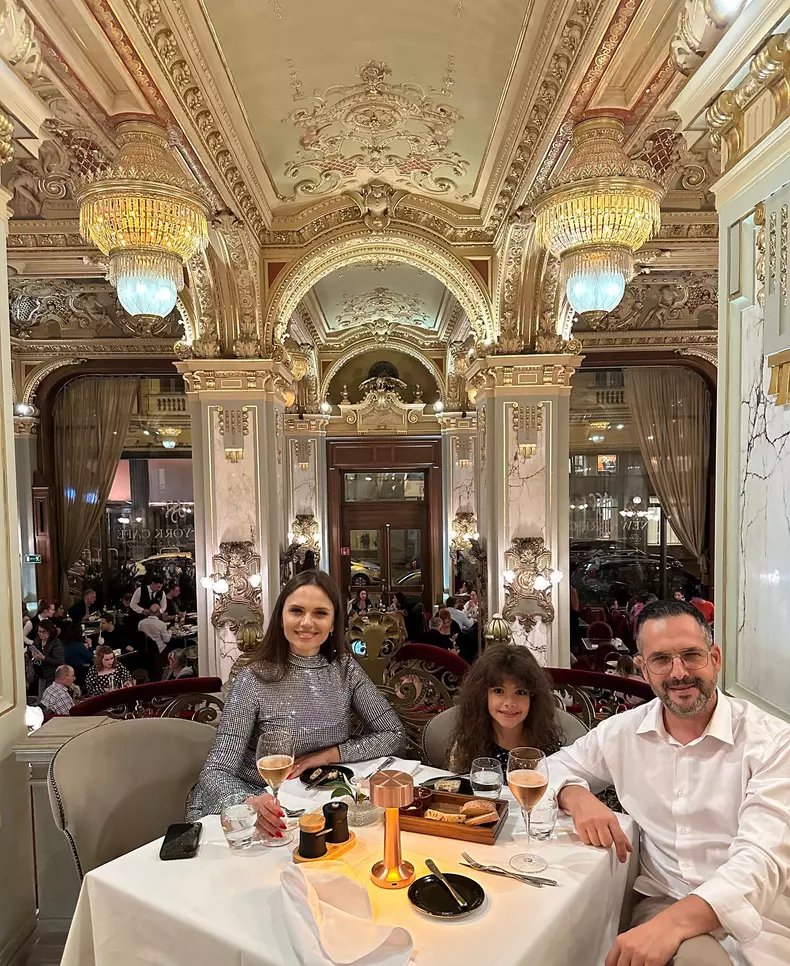 cristina-siscanu-madalin-ionescu-copil3