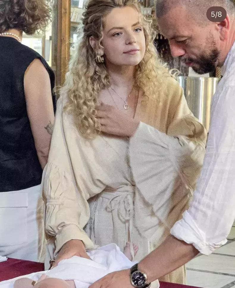 victoria raileanu 890