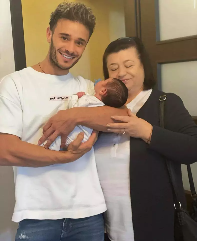 Dima impreuna cu fiica sa