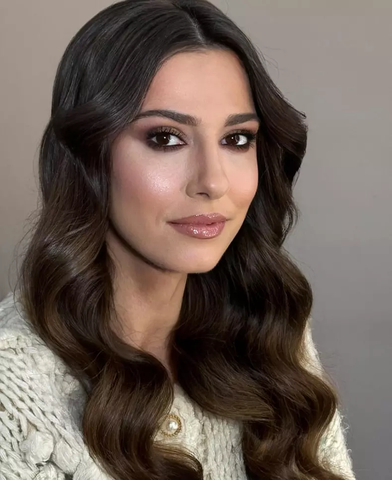 Dana Rogoz