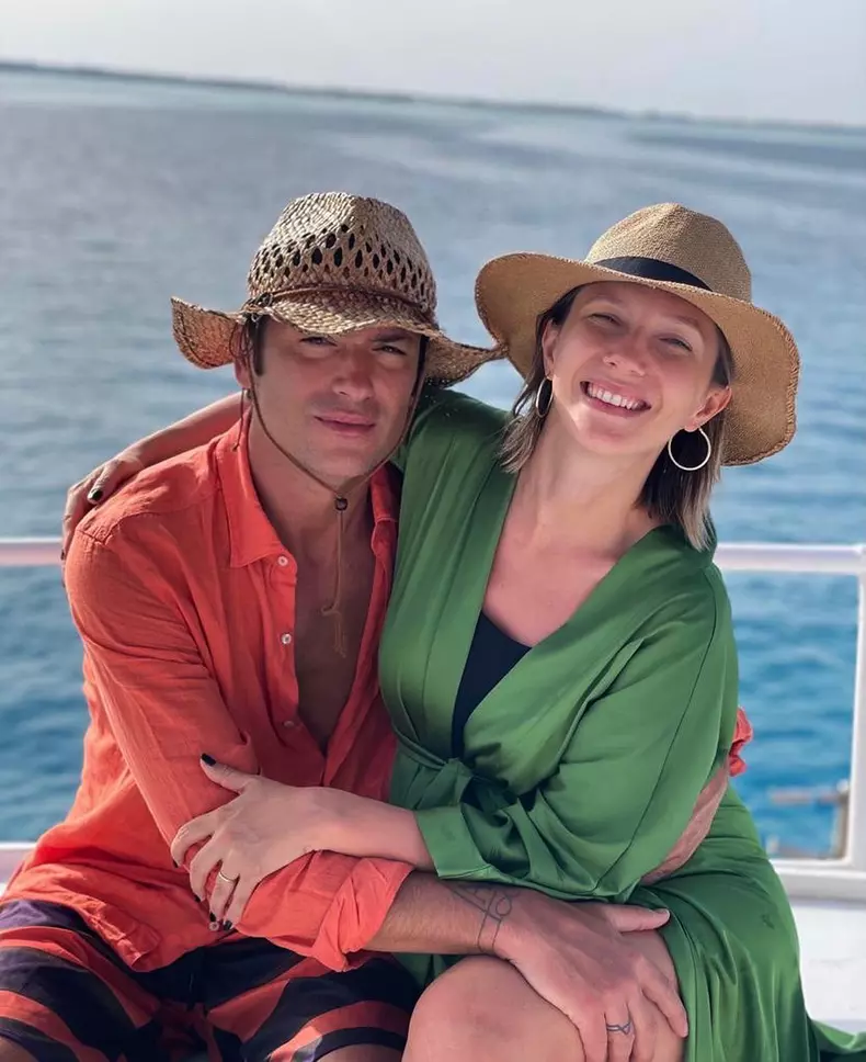 radu-valcan-si-adela-popescu-10