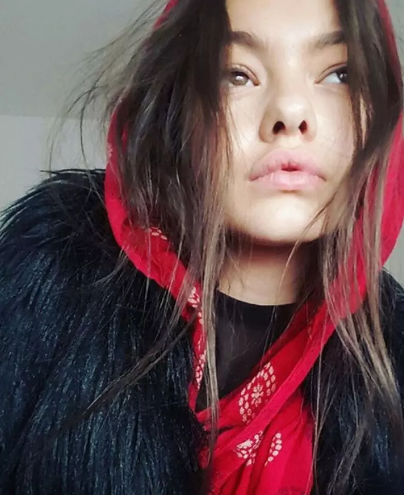 sora-lidiei-buble-comparata-cu-angelina-jolie-1