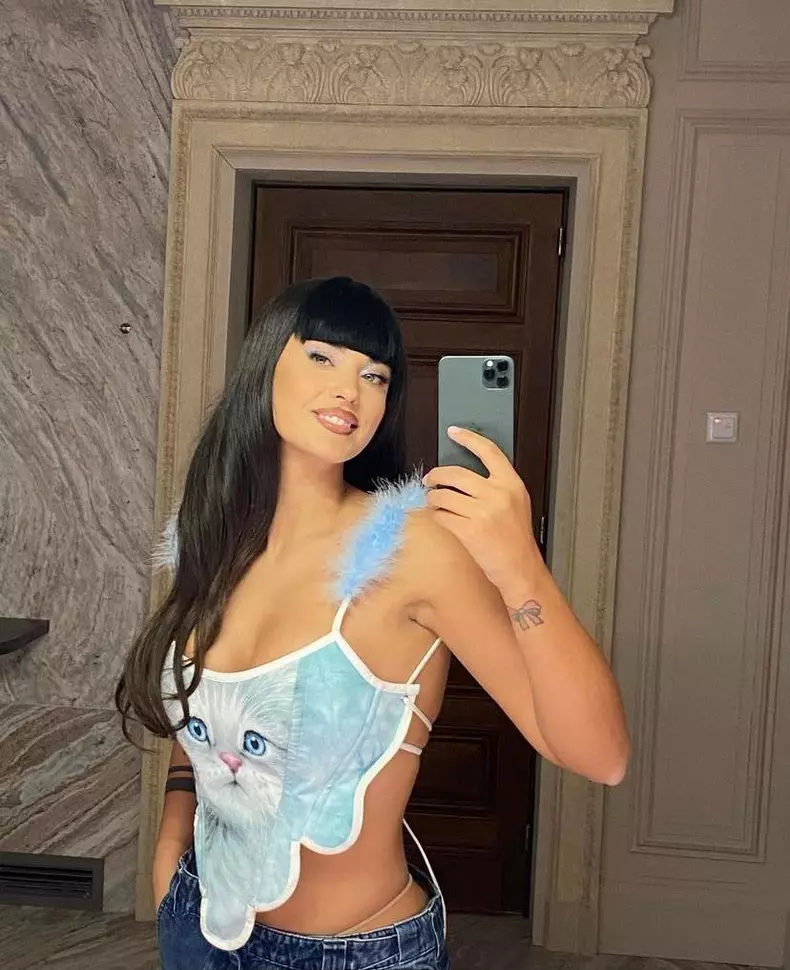 antonia-3