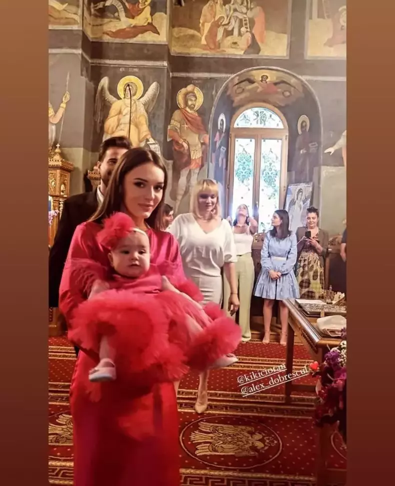 cristina-cioran-botez-fetita-2-832x1024-1