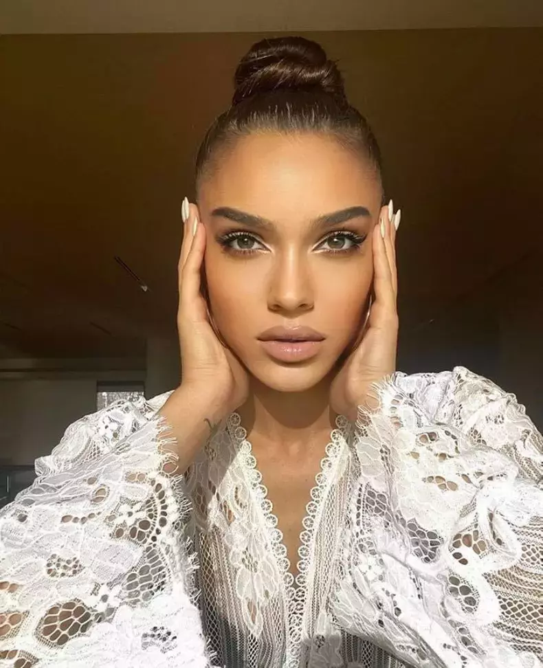 karmen-simionescu-22