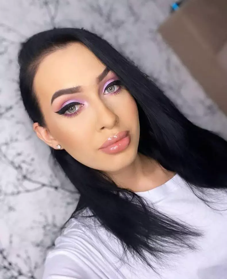 bianca-comanici-blonda-8-832x1024