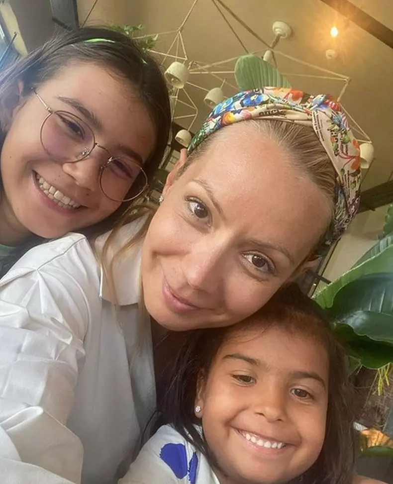 Daciana-Sarbu-fetita-adoptata1