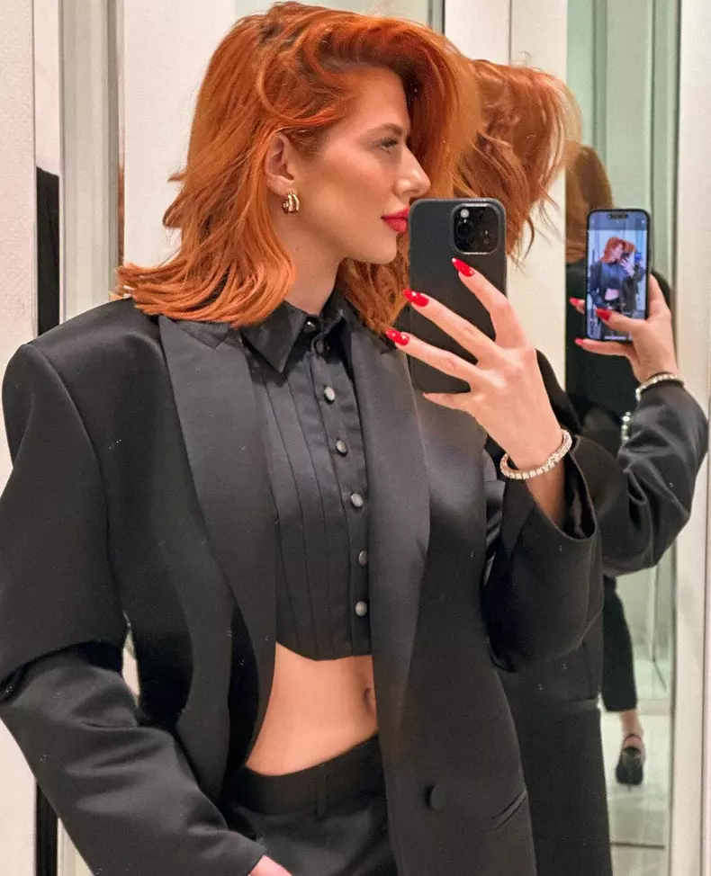 Lidia Buble, dupa ce si-a vopsit parul roscat (9)