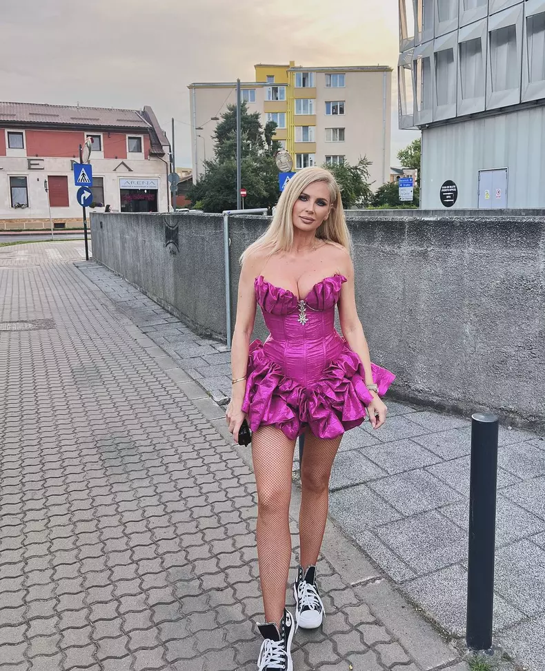Andreea Bănică, o apariție provocatoare  (3)