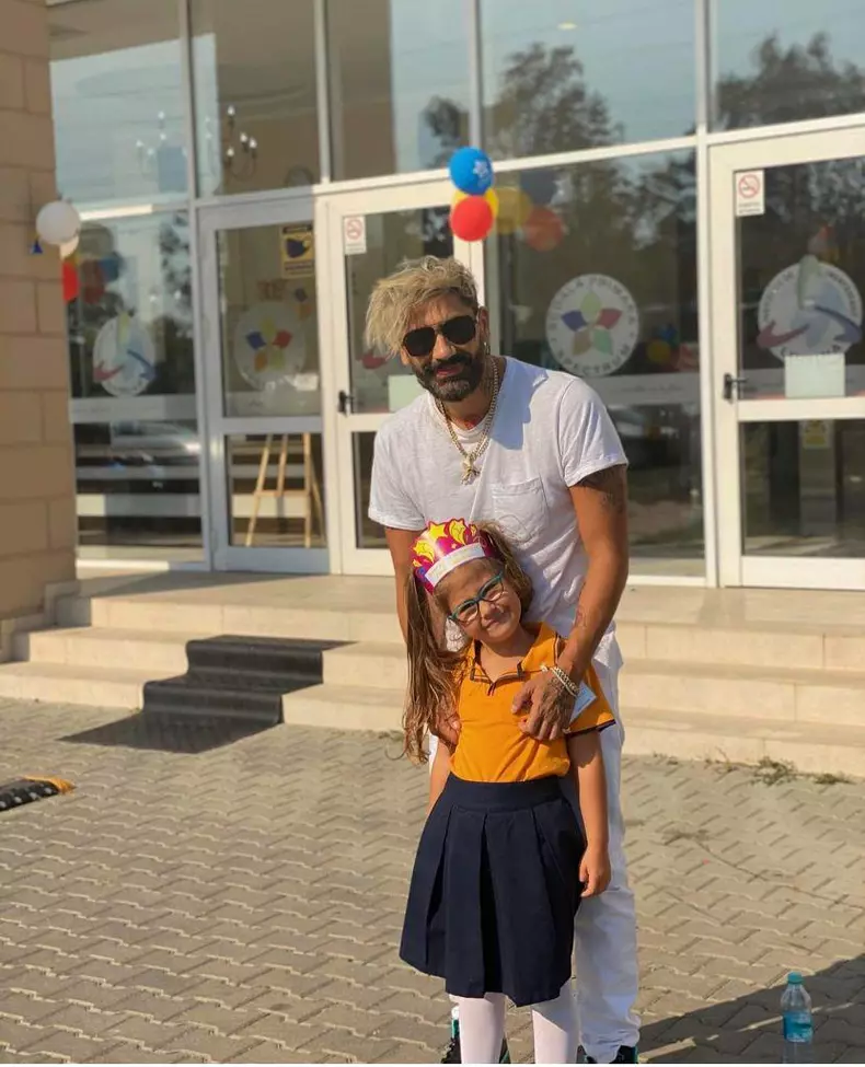 119344517_636056853721875_2244985687825945645_n-830x1024