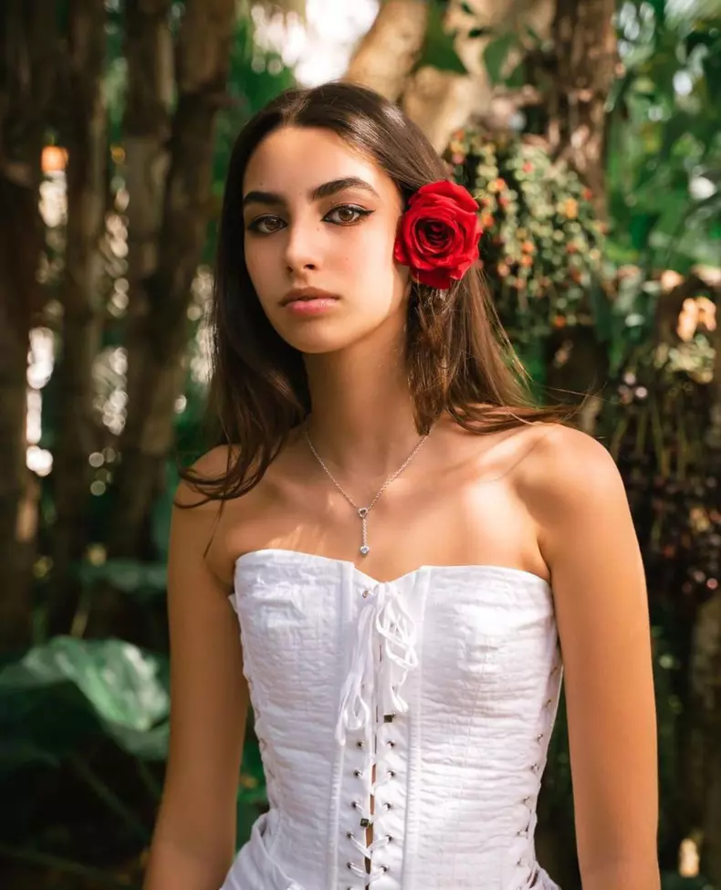adriana-mutu1
