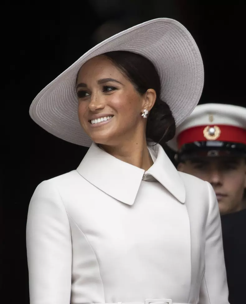 Meghan Markle, apariție uluitoare la Women of Vision Awards. Cu cine a apărut pe covorul roșu