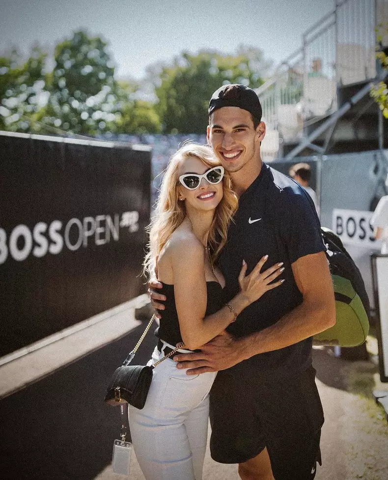 Andreea Bălan ia lecții de la noul iubit. Ce o învață Victor Cornea