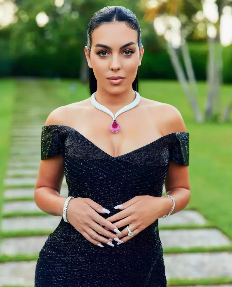 cristiano-ronaldo-si-georgina-rodriguez-3-1