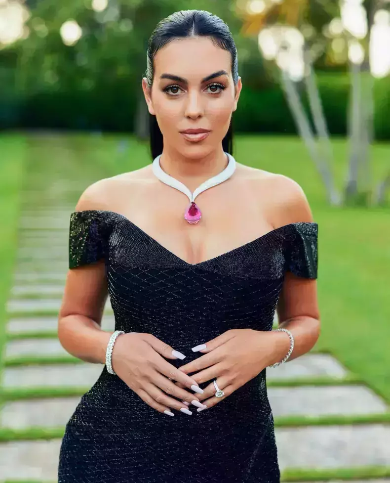 cristiano-ronaldo-si-georgina-rodriguez-3-1-1-1