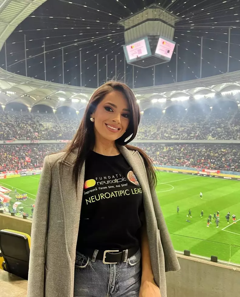 Ramona Păun, știrista Pro Tv (3)