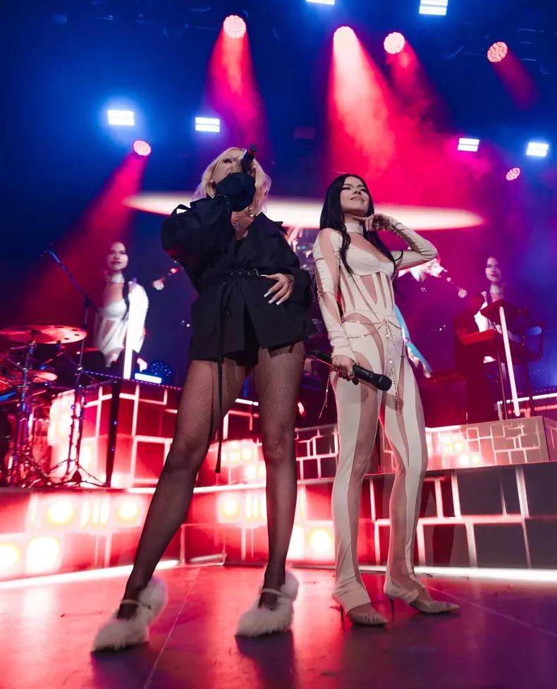 Inna-si-Alexandra-Stan-Amsterdam-2