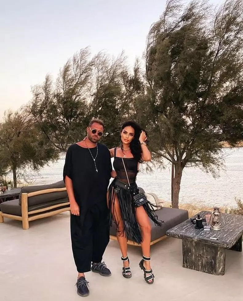 sotia-Cristi-Pulhac-splash2-Copy