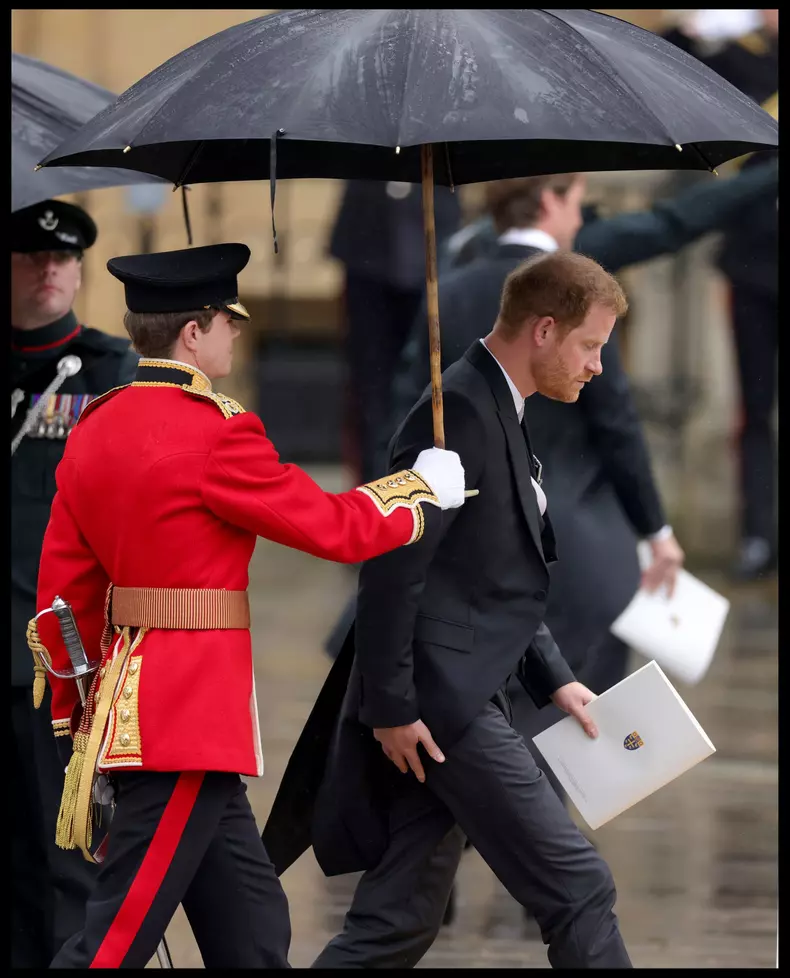 Meghan Markle și prințul Harry, prima apariție împreună după încoronarea regelui Charles. Cum au fost surprinși de paparazzi