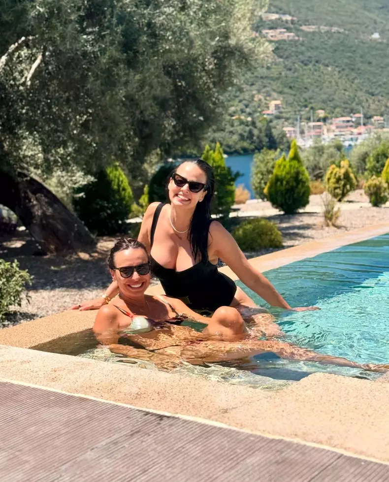 Andreea Raicu imagini din vacanta (8)