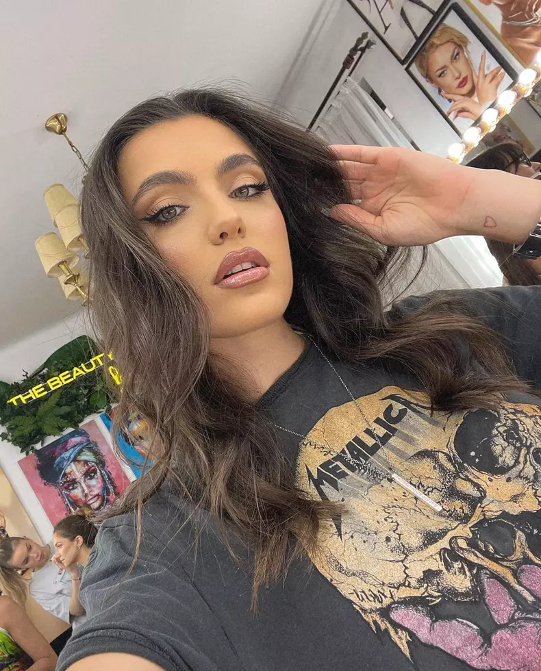 De-ce-Alexia-Eram-nu-vrea-sa-fie-prezentatoare-de-stiri-5