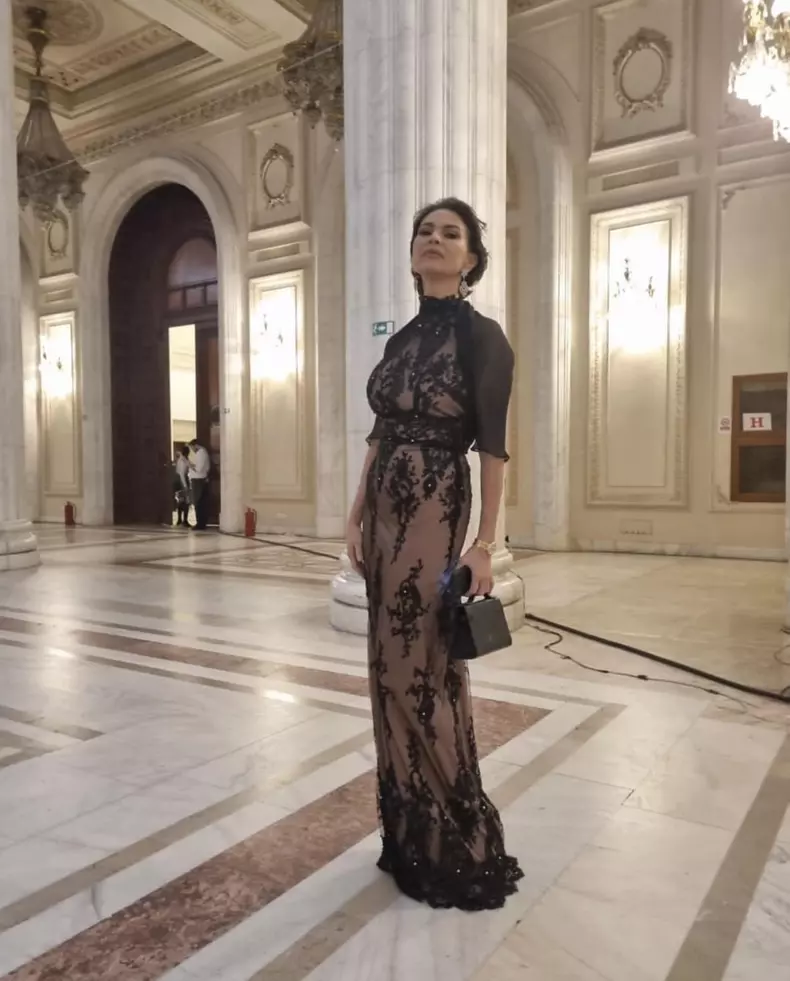 Secretul siluetei Ramonei Bădescu