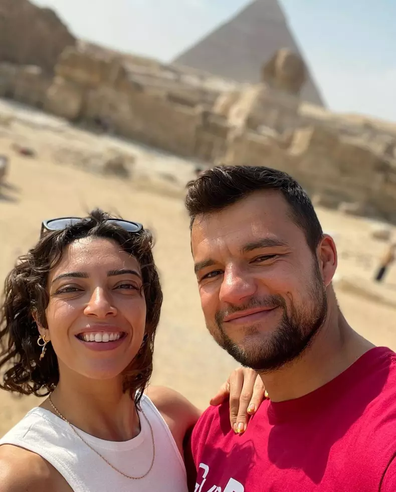 Cum arată logodnica lui Remus Boroiu. Tânăra are o carieră în online