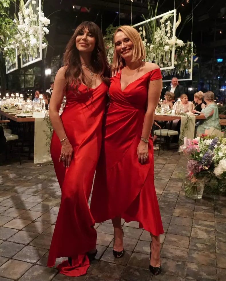 andreea-esca-si-sore-la-nunta-lui-smiley-cu-gina-pistol