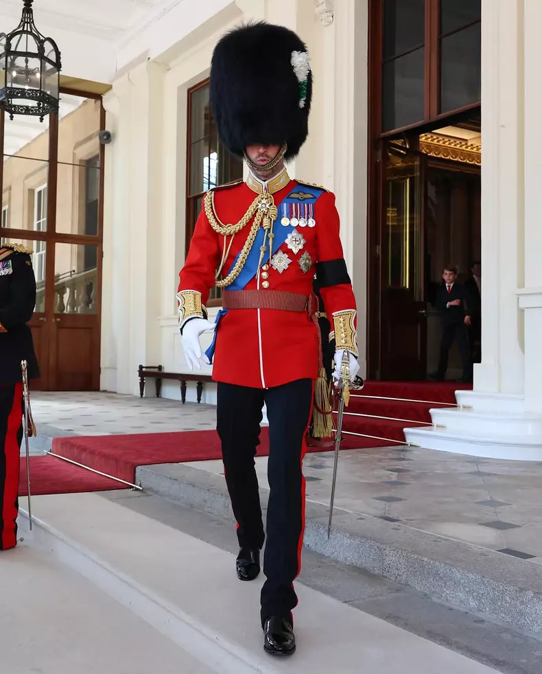 prințul-william-kate-george-charlotte-louis-parada-trooping-the-colour (10)