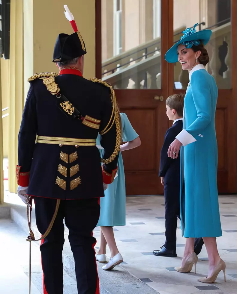 prințul-william-kate-george-charlotte-louis-parada-trooping-the-colour (9)