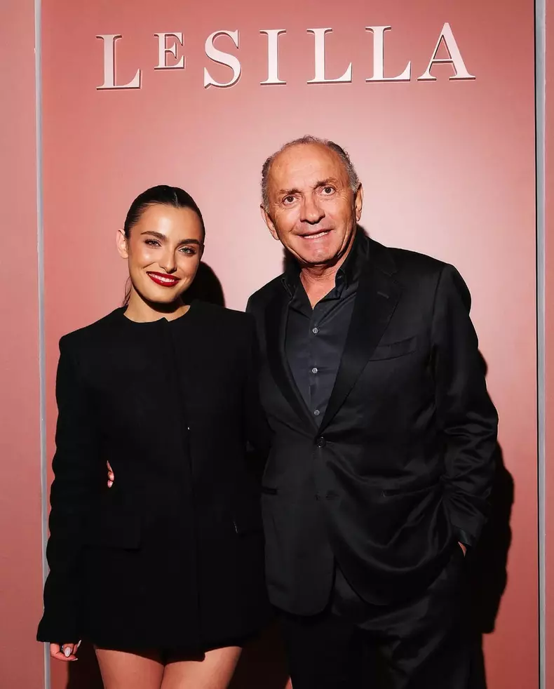 Alexia Eram la Milano Fashion Week (3)