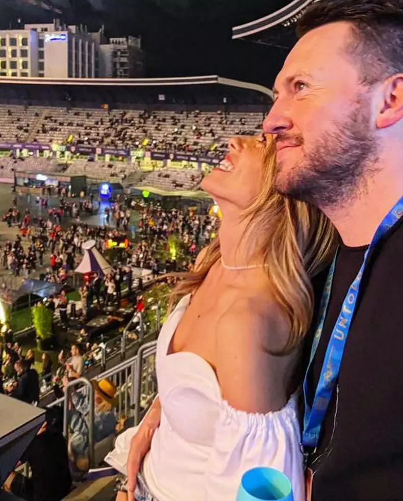 Roxana Hulpe, prima imagine cu fetița sa