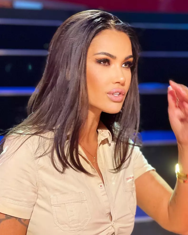 Oana Zăvoranu