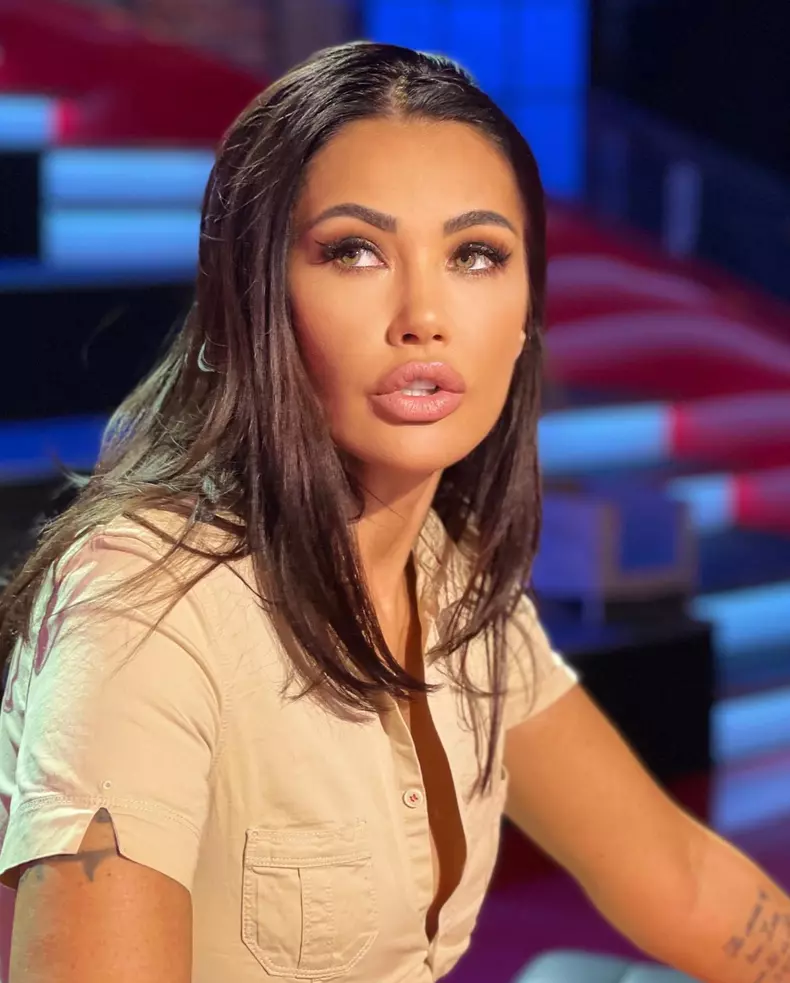 Oana Zăvoranu