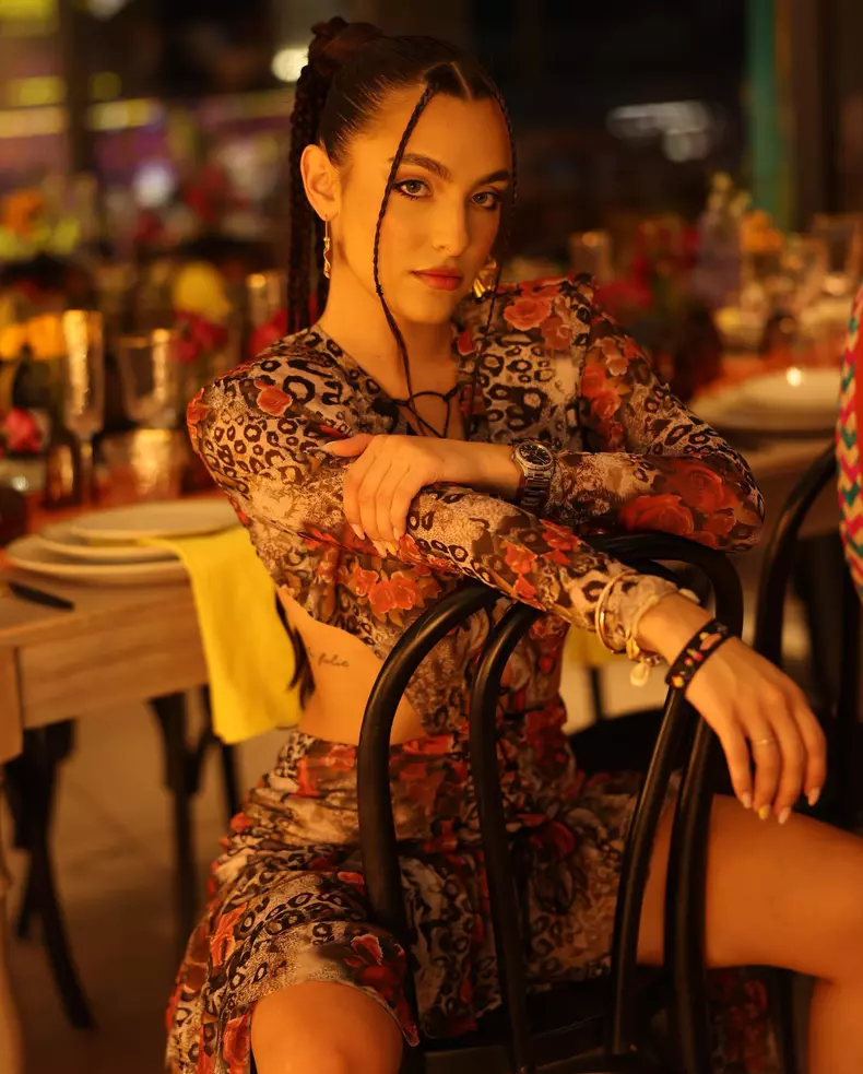 Alexia Eram petrecere 22 ani