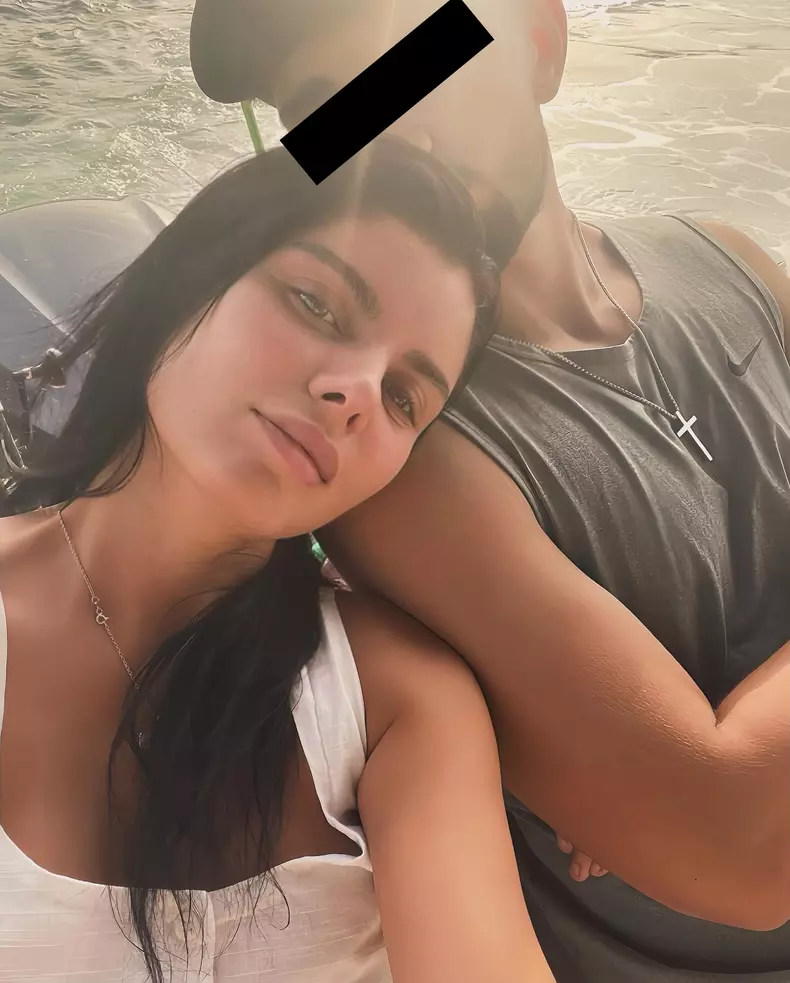 Ileana Lazariuc și fiul cel mare, Alexandru