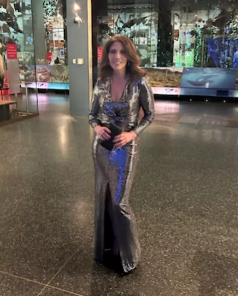 Lynda Lopez, sora mai mică a lui Jennifer Lopez (3)