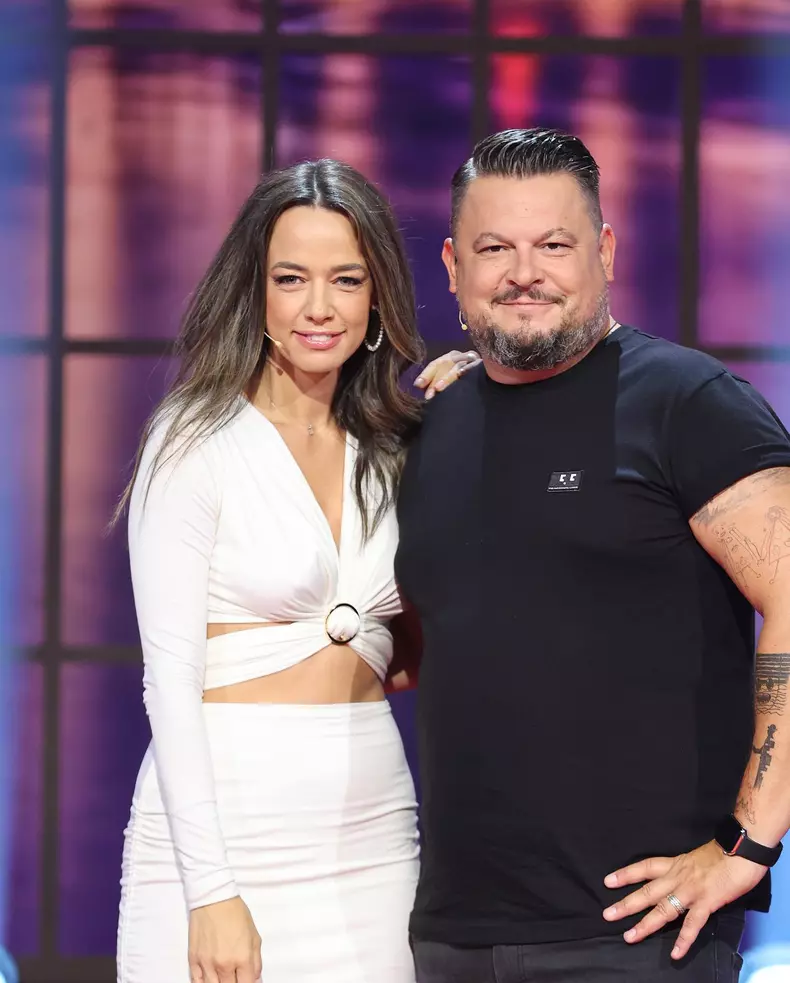 247322701_442643933887452_5396874630405843619_n