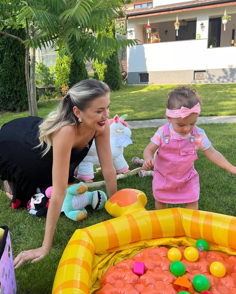 emily-burghelea-este-insarcinata-12