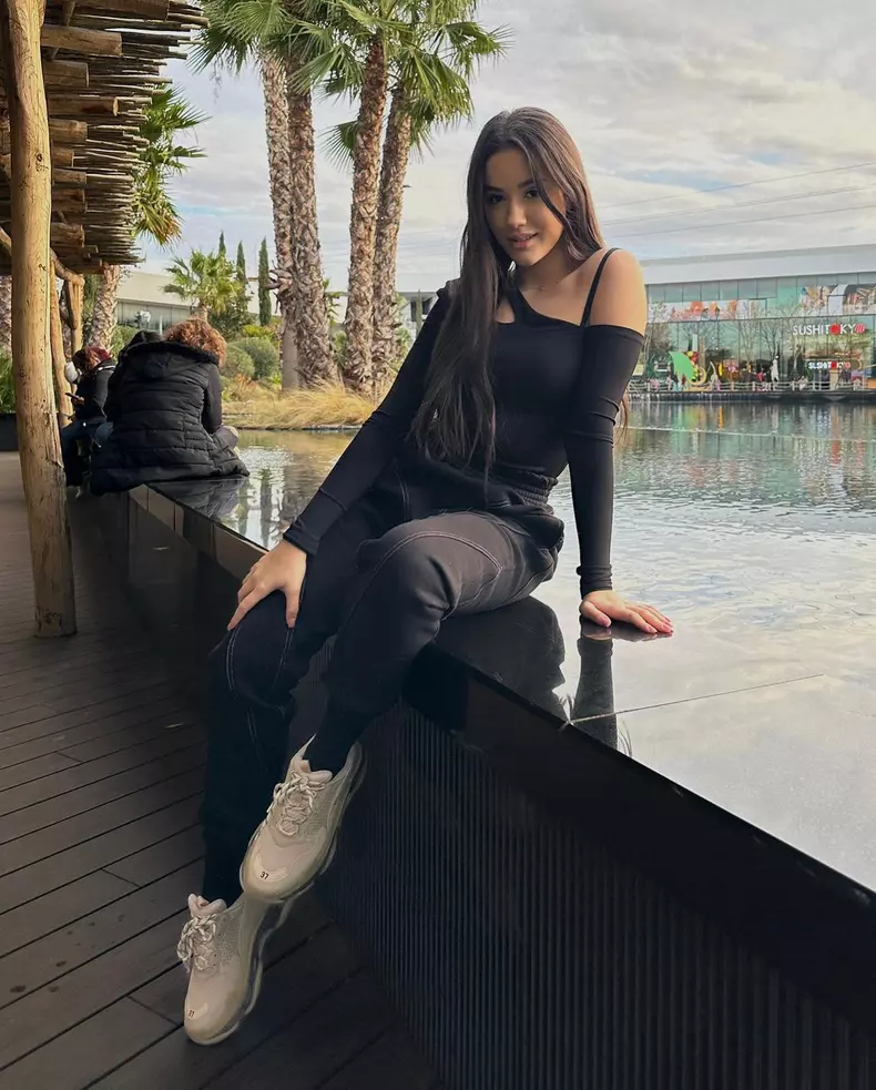 fiica emiliei ghinescu