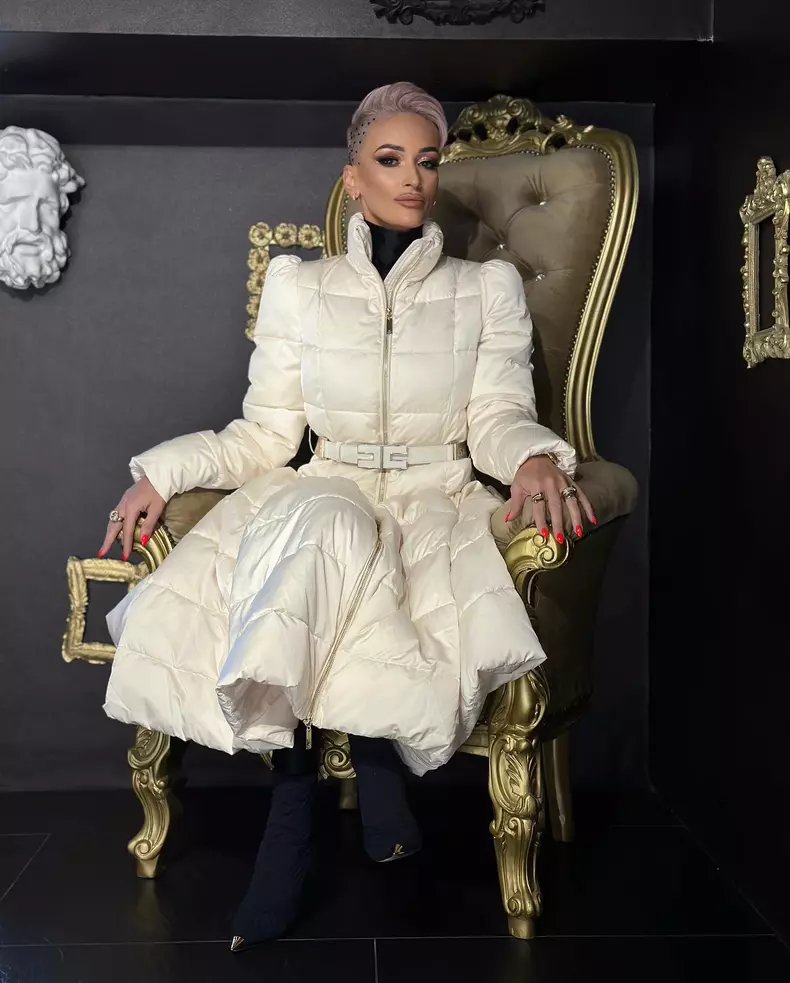 Gabriela Lucuțar7