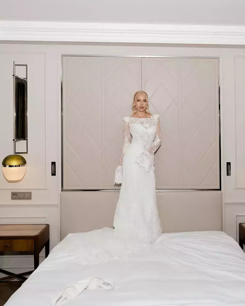 elena-in-rochie-de-mireasa