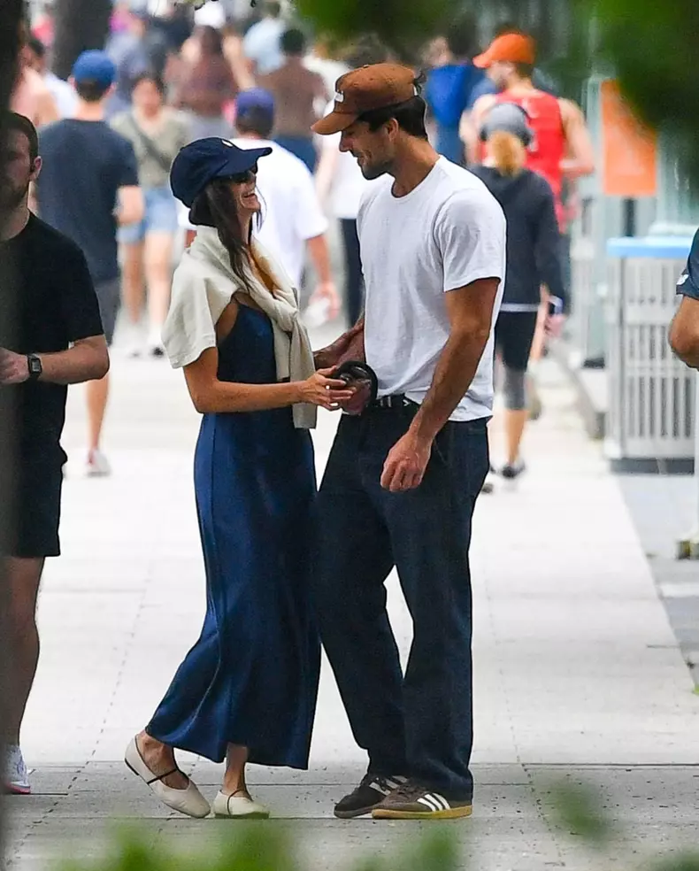 nina-dobrev-2