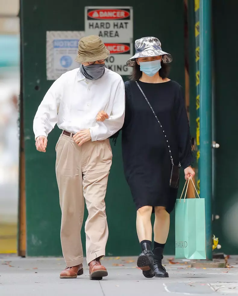 EXCLUSIVE: Woody Allen And Wife Soon-Yi Previn Are Seen Taking A Stroll In New York City