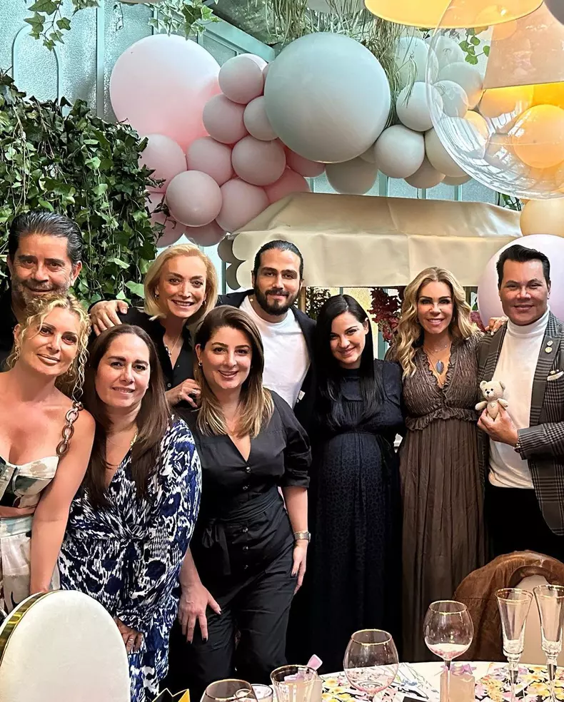 maite-baby-shower337654493_943239360137012_4941822135403013513_n