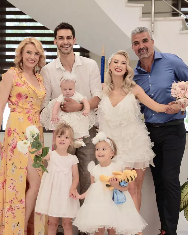 Andreea-Balan-George-Burcea-Clara-Maria-Ella-Maya-Aurelian-Temisan-si-Monica-Davidescu